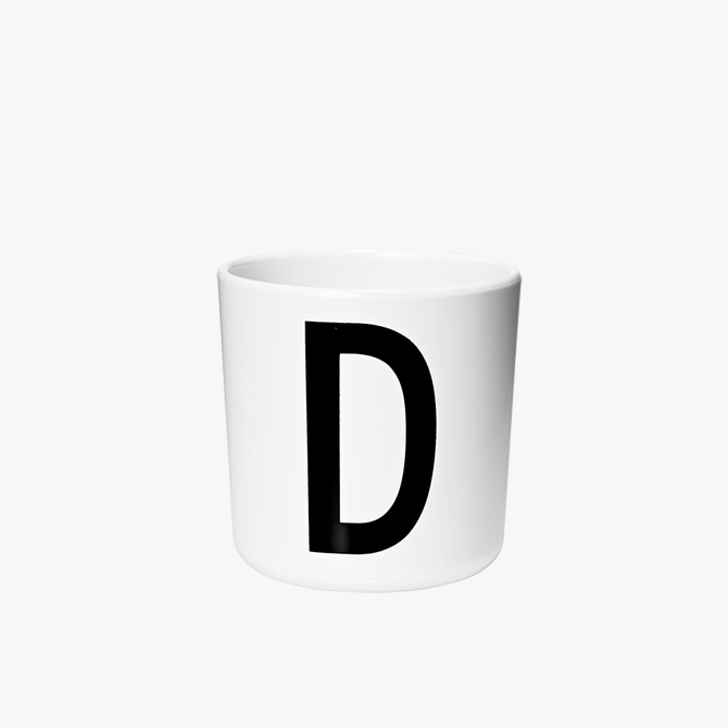 D Melamin Cup Bicchiere Bambino in plastica Design Letters Alfabeto Arne Jacobsen_Online DTime