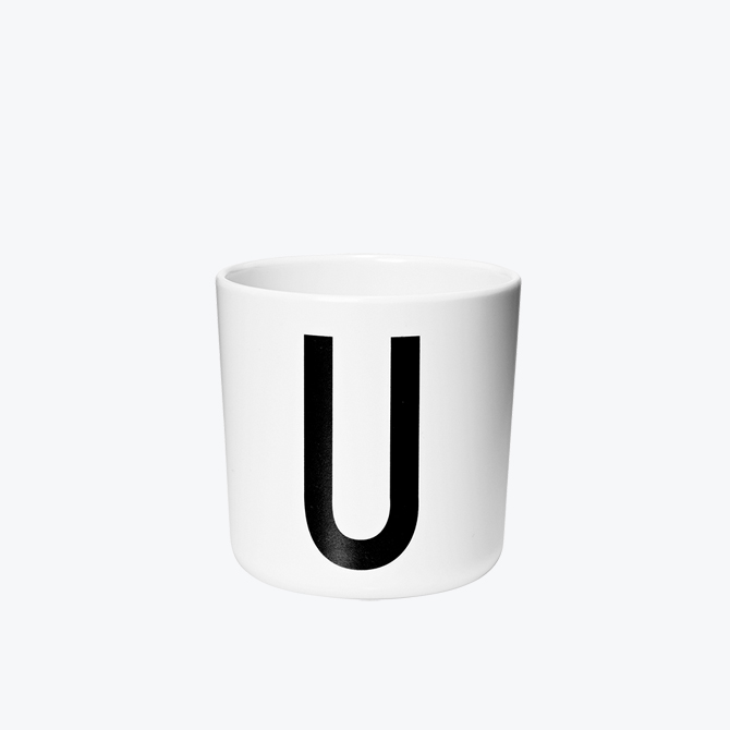U Melamin Cup Bicchiere Bambino in plastica Design Letters Alfabeto Arne Jacobsen_Online DTime