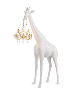 giraffe-in-love-bianca-1
